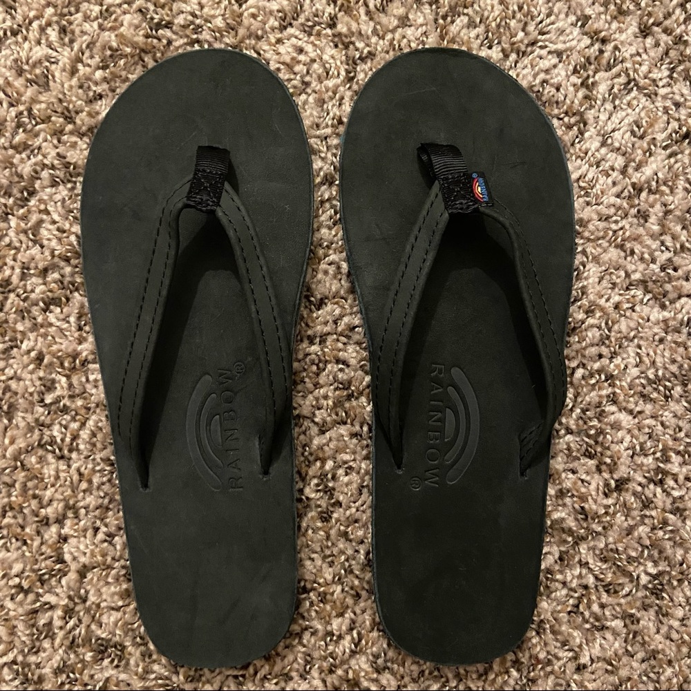 Women’s Rainbow Flip Flops Black Size Medium